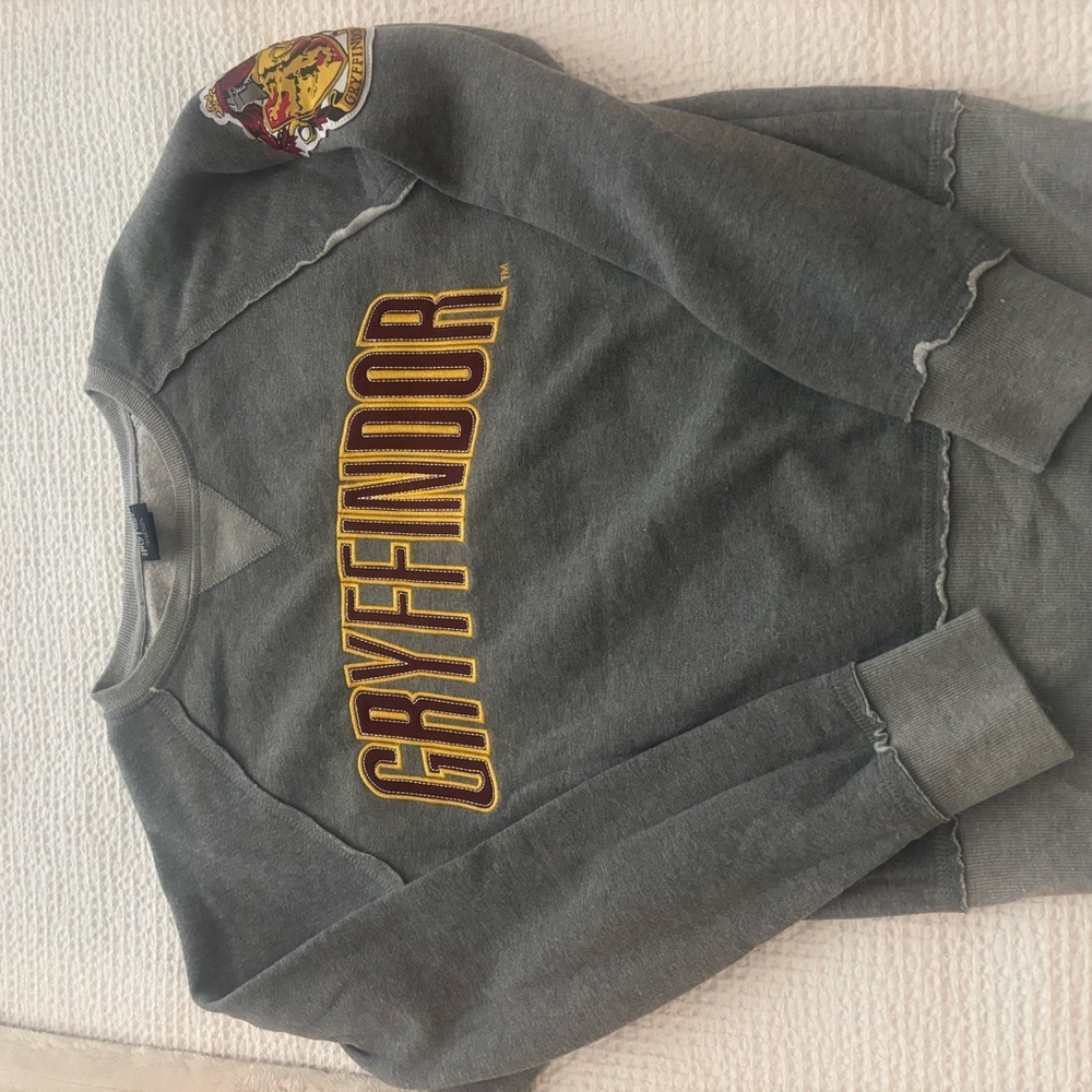 Gryffindor Gray Sweater